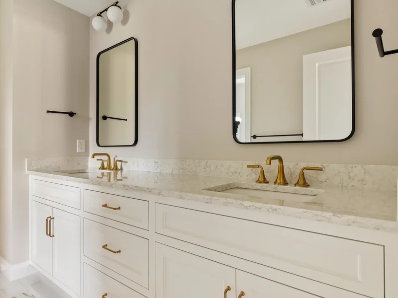 8 Lorenzo Drive , Southborough, MA 01772, Southborough, Massachusetts, United States. - Photo 26