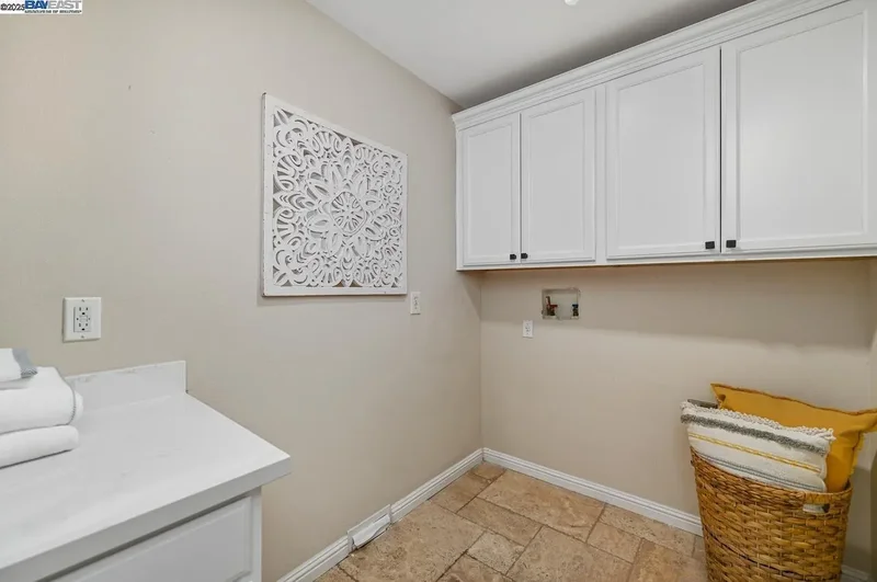 3370 Gardella Plaza, Livermore, California, United States. - Photo 16