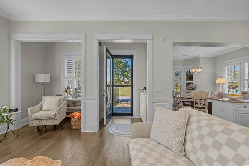 5 Bedrooms Single Family Detached