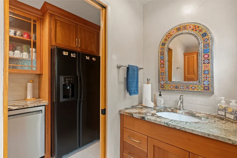 4 Sierra Verde , Santa Fe, NM 87507, Santa Fe, New Mexico, United States. - Photo 26