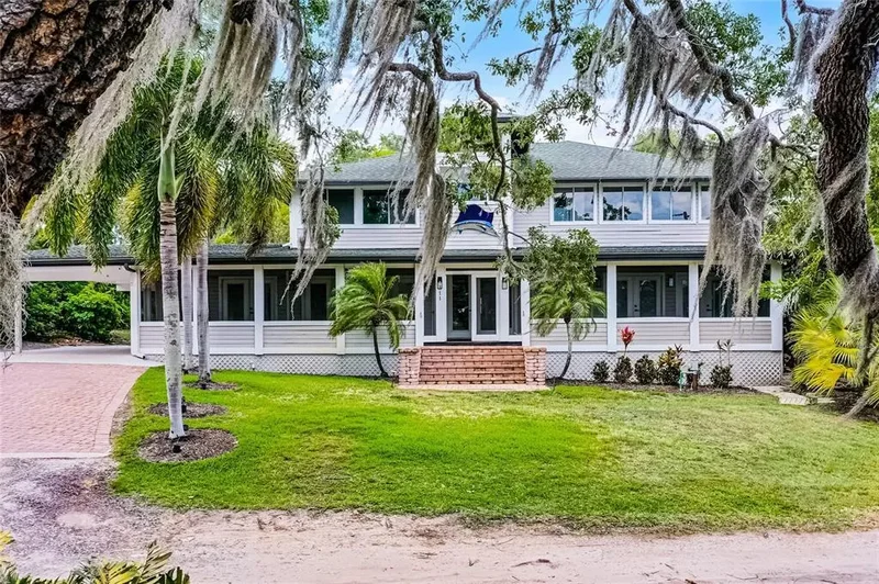 311 E 8th Avenue, Windermere, FL 34786, Lake Butler, Florida, United States. - Photo 2