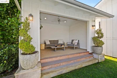 Thumbnail 57