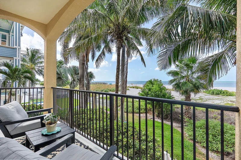 10048 Gulf Boulevard, Treasure Island, FL 33706, St. Pete Beach, Florida, United States. - Photo 5