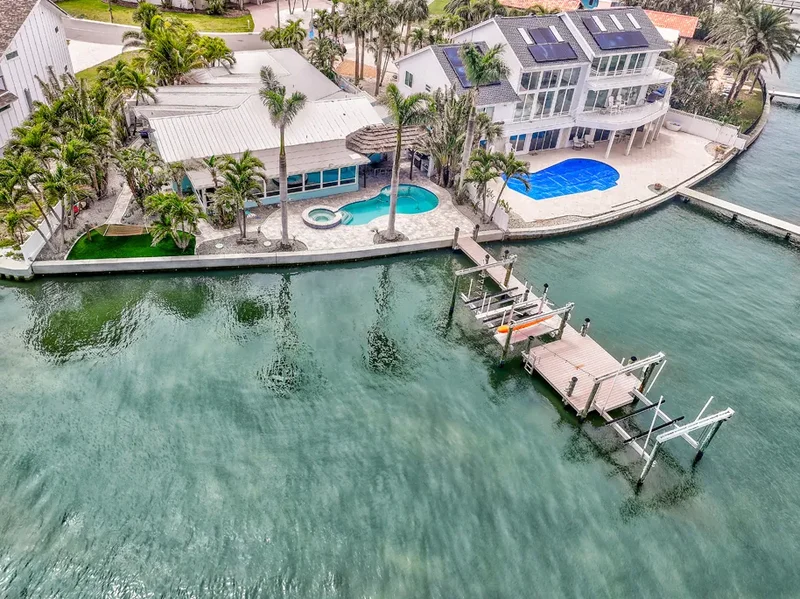 980 Boca Ciega Isle Dr, St Pete Beach, FL 33706, St. Pete Beach, Florida, United States. - Photo 3