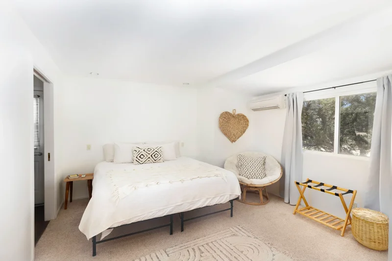 8837 Hardesty Drive Drive, Yucca Valley, California, United States. - Photo 13
