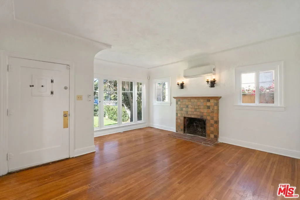 Gallery photo 6