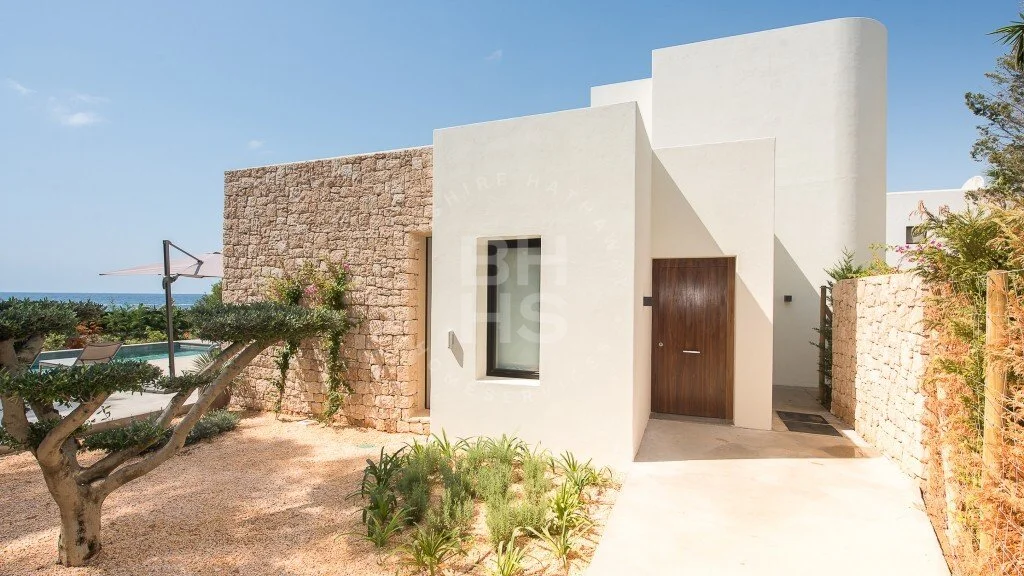 Exterior photo 10