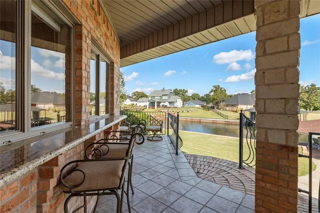 180 Surls Drive, Gun Barrel City, Texas, United States. - Photo 4