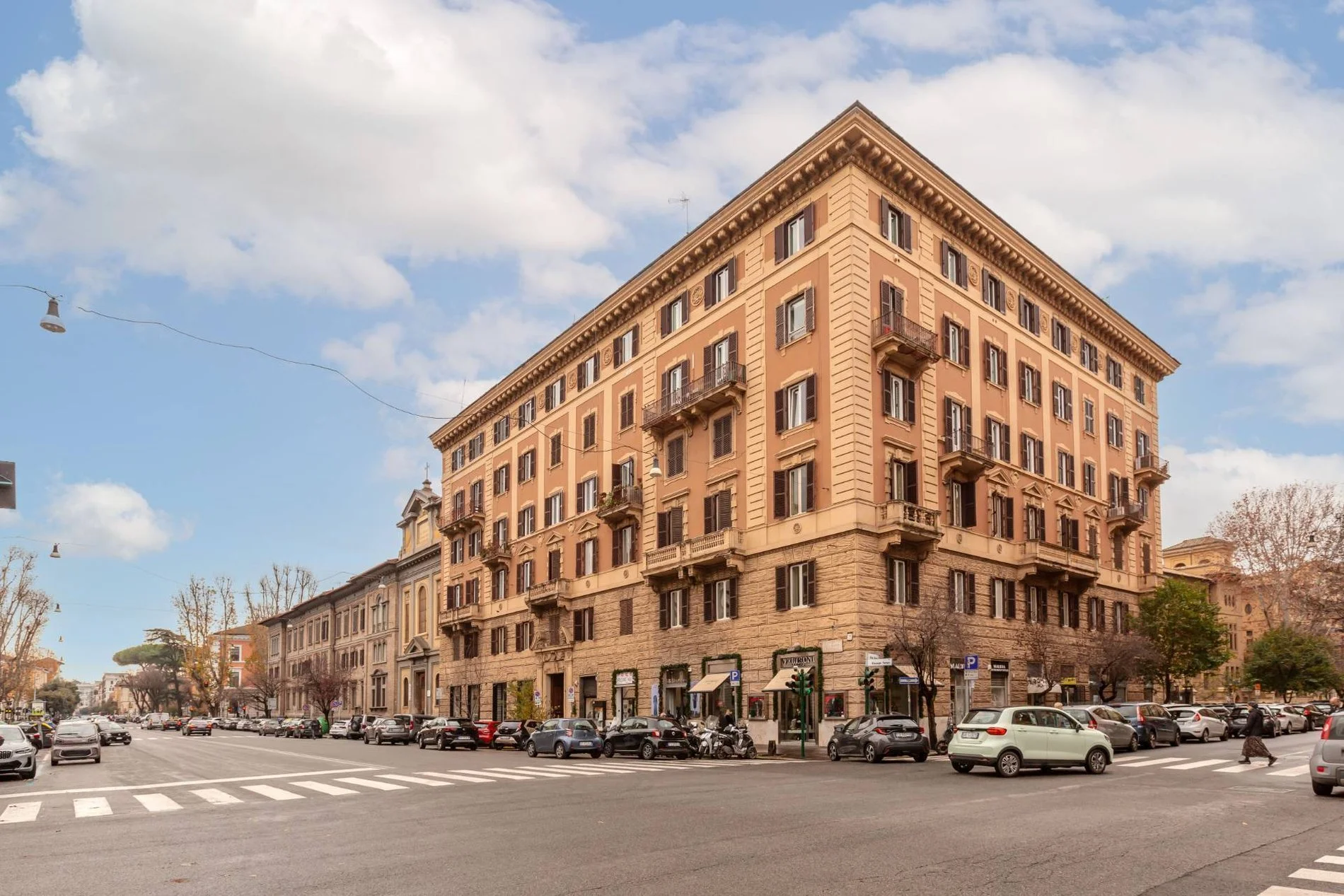 Exterior photo 11