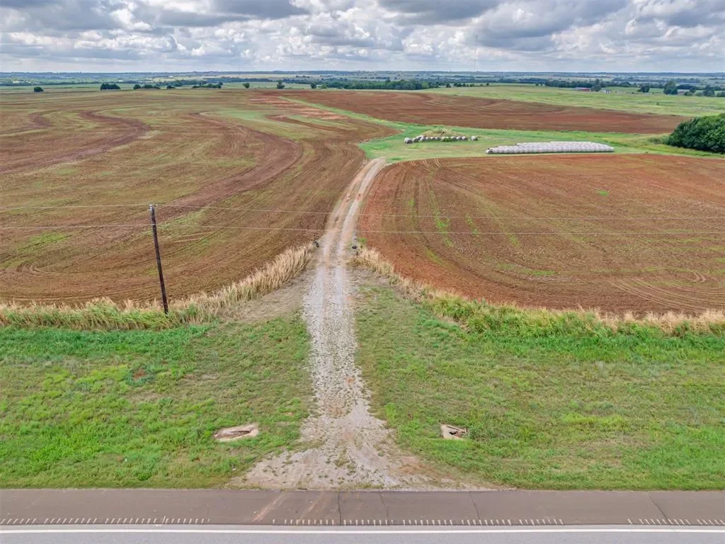 0000 NW Expressway, Piedmont, OK 73078, Yukon, Oklahoma, United States. - Photo 6