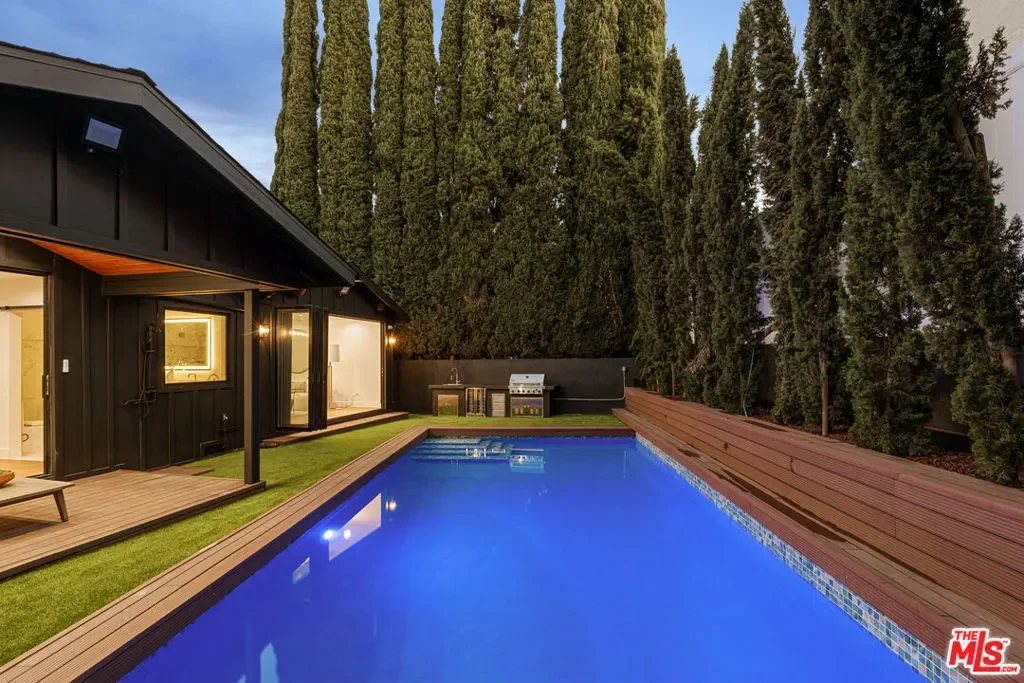 4615 Cedros Avenue, Los Angeles, California, United States. - Photo 13