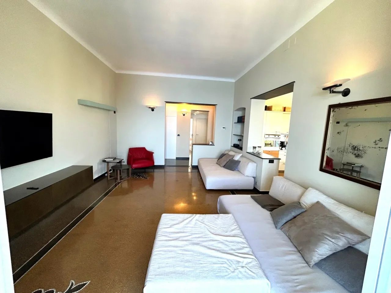 Gallery photo 6