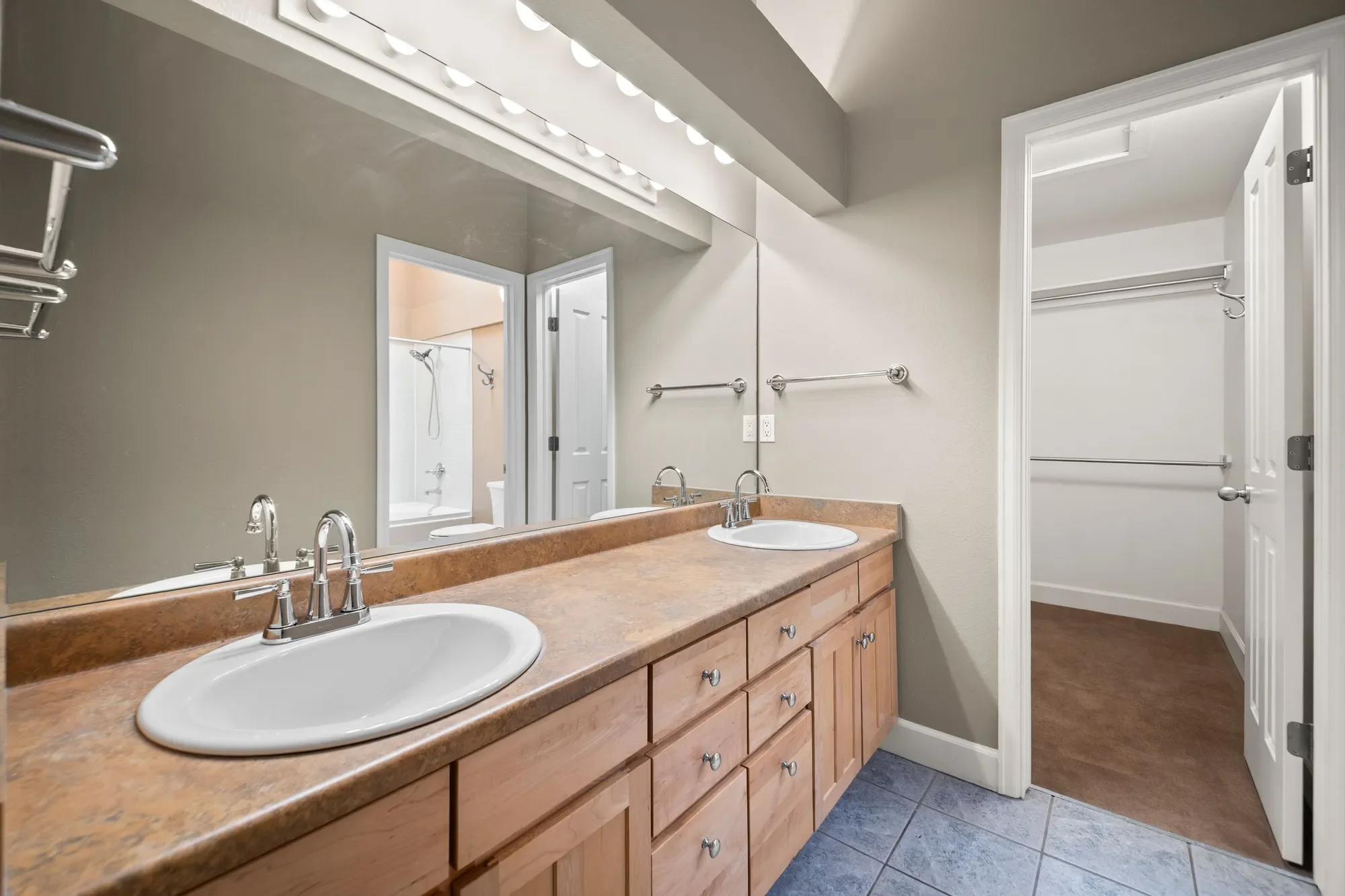 1635 N Franklin Street , Denver, CO 80218, Denver, Colorado, United States. - Photo 16