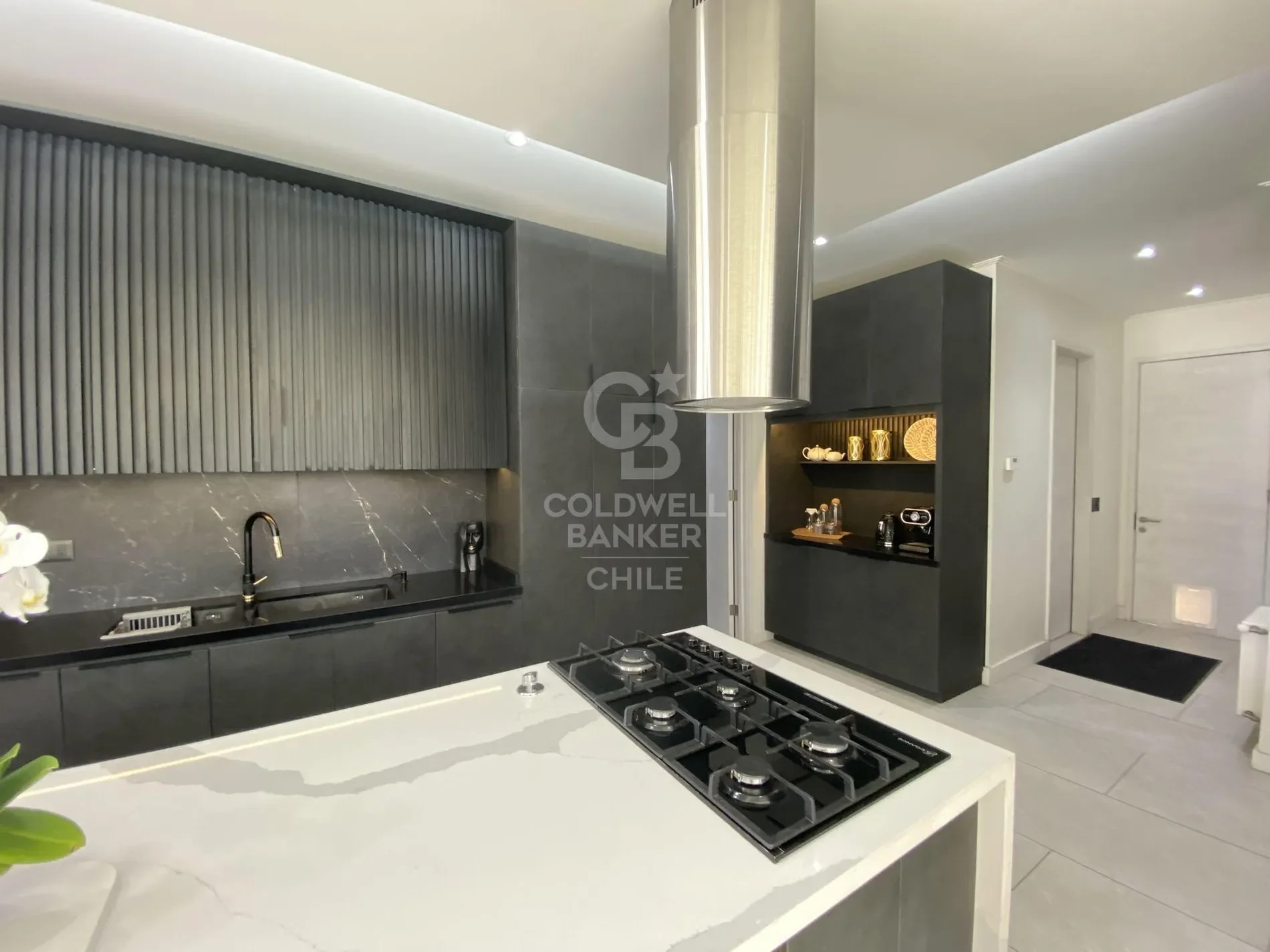 Gallery photo 2