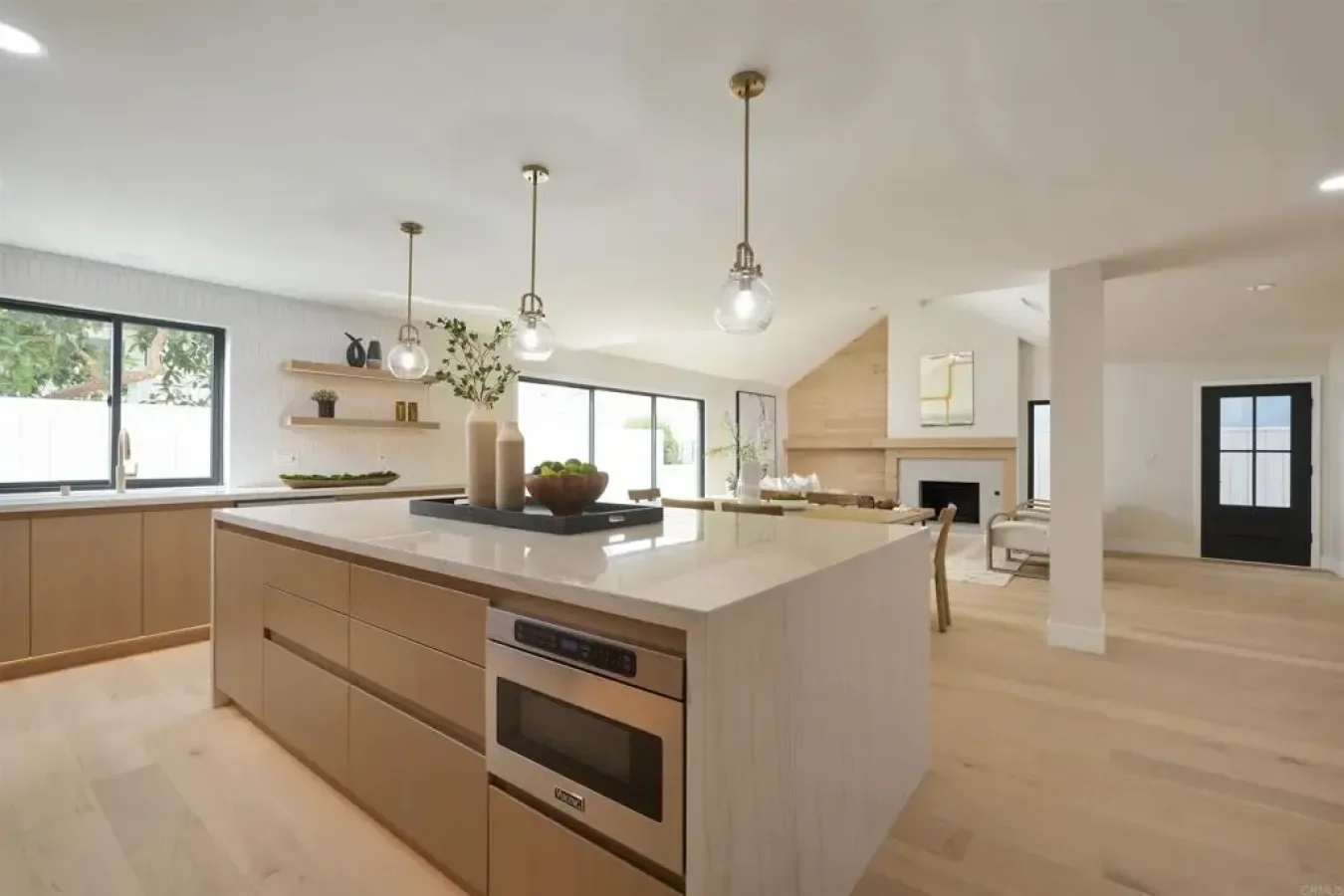 2465 Garfield Street, Carlsbad, California, United States. - Photo 8