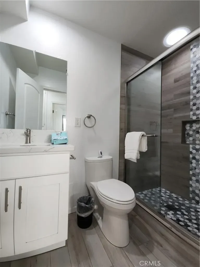 9272 Cerritos Avenue, Orange, California, United States. - Photo 28