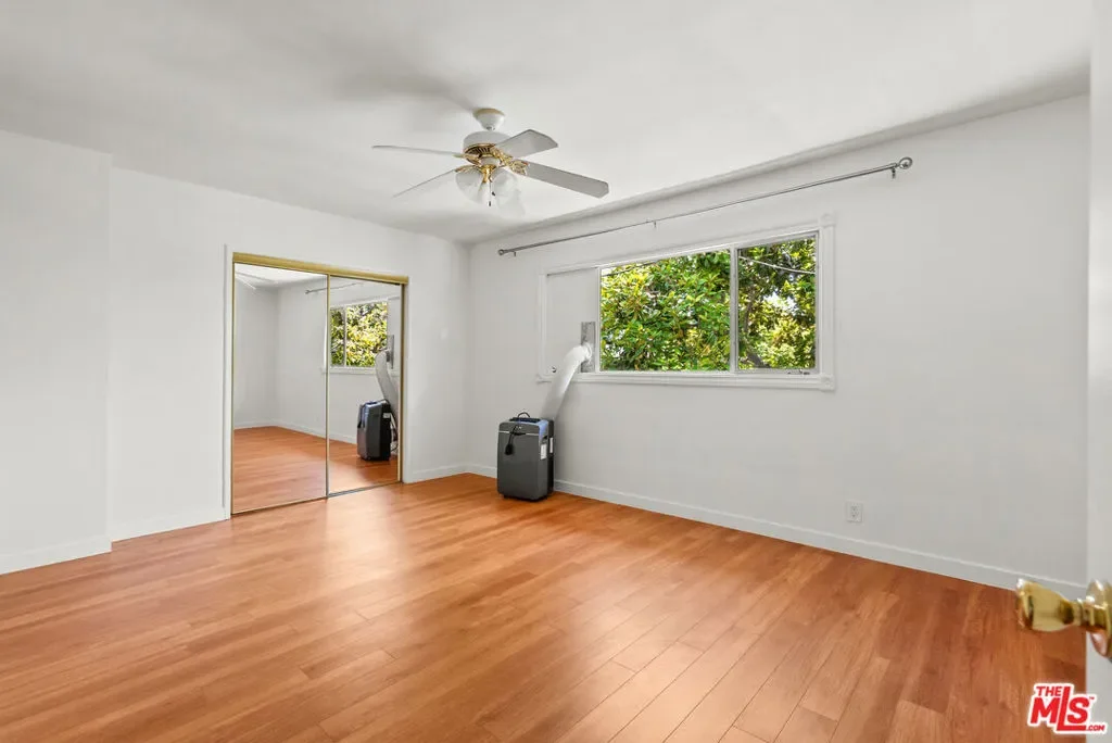 272 S Doheny Drive 1, Beverly Hills, California, United States. - Photo 17