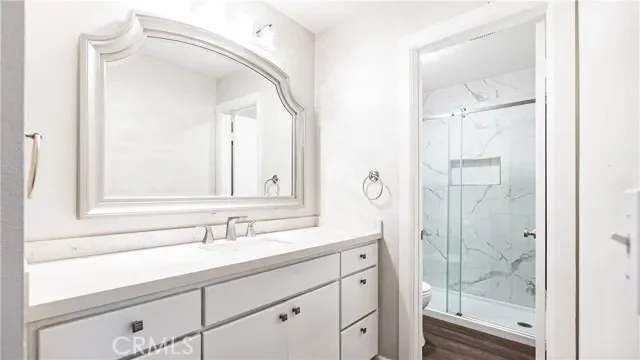 1940 N Highland , 26, Hollywood Hills, CA 90068, Los Angeles, California, United States. - Photo 14