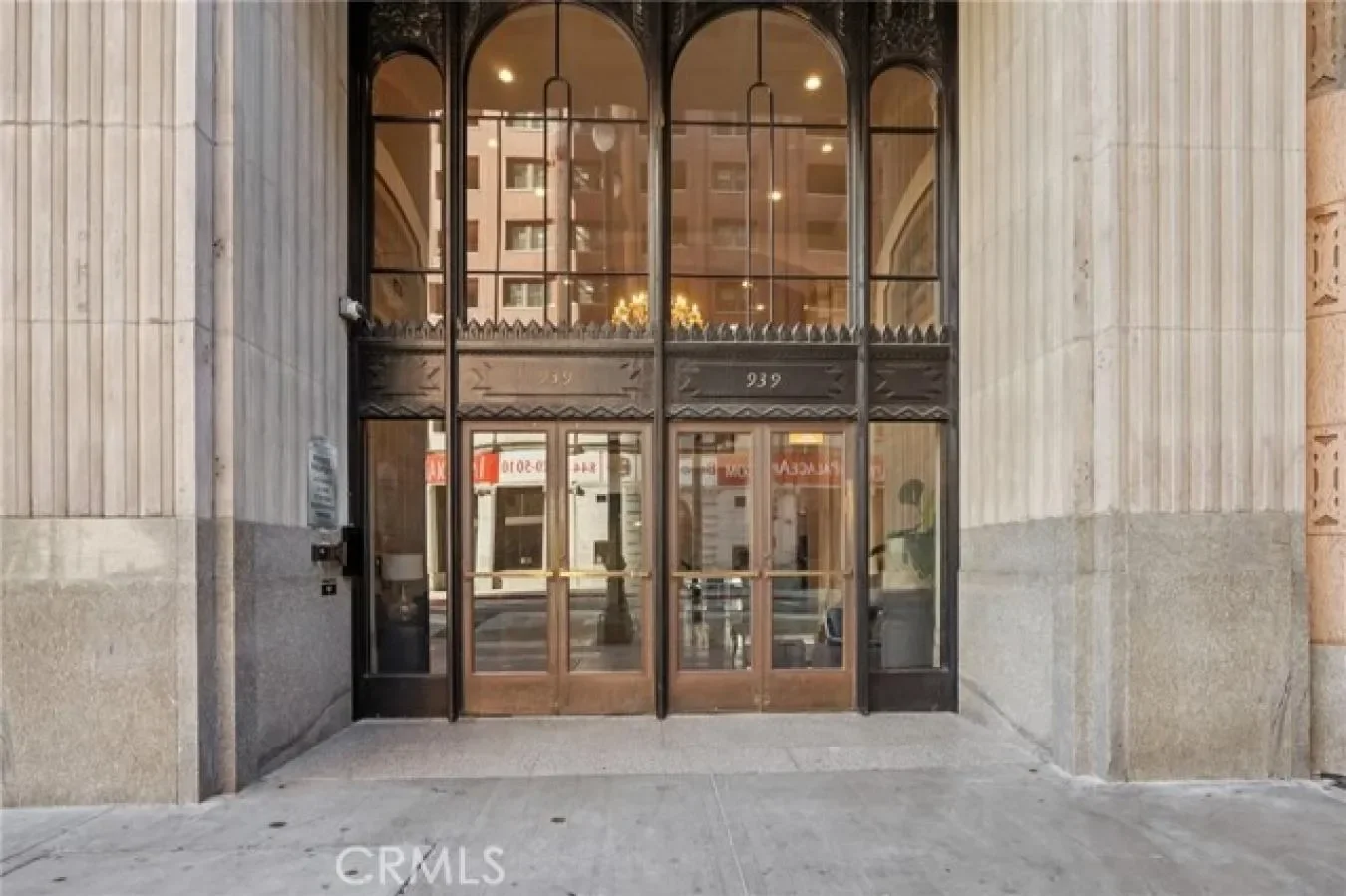 939 Broadway Unit 203, Los Angeles, California, United States. - Photo 8