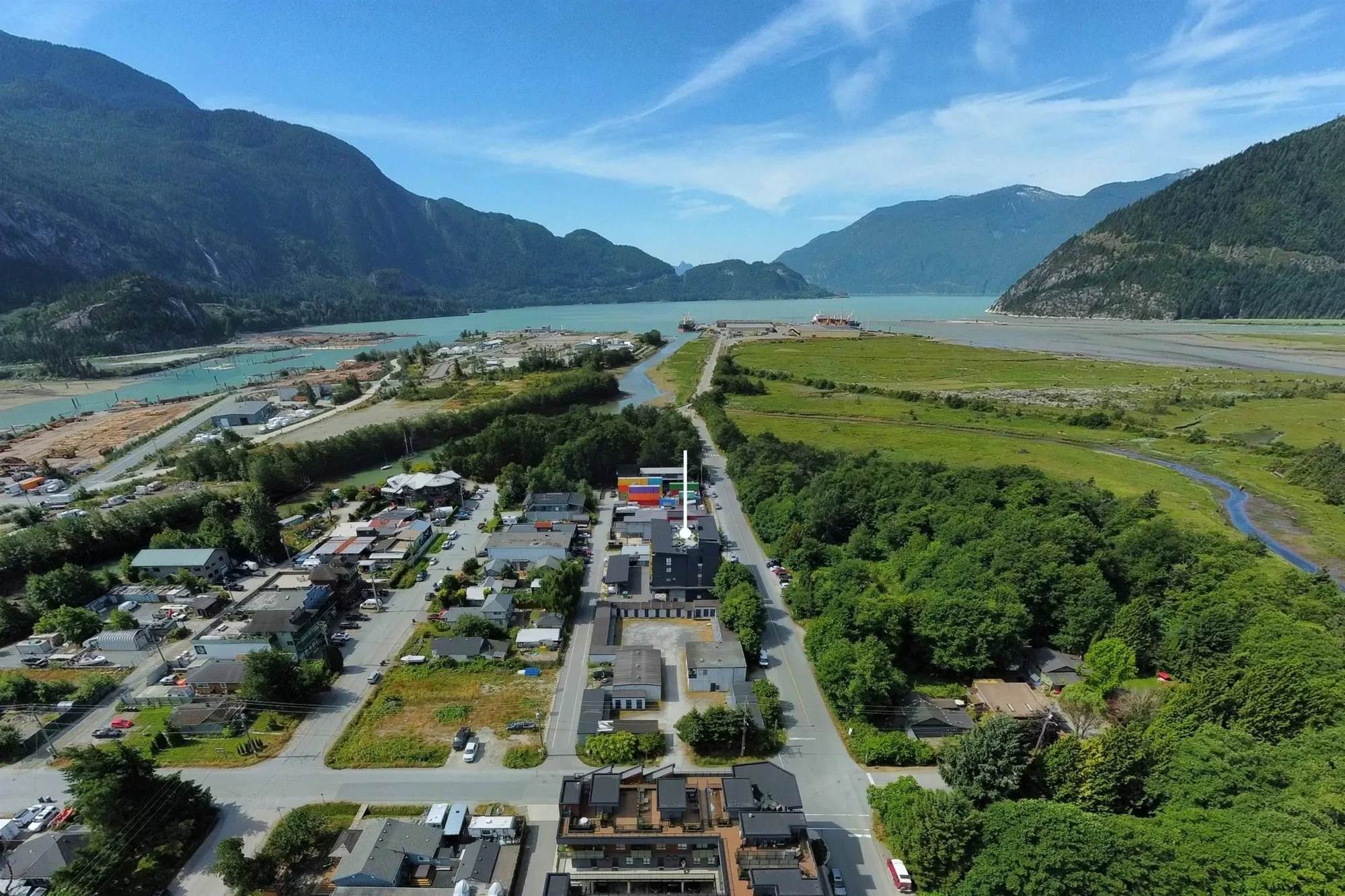 37762 Third Avenue 301, Squamish, British Columbia, Canada. - Photo 27