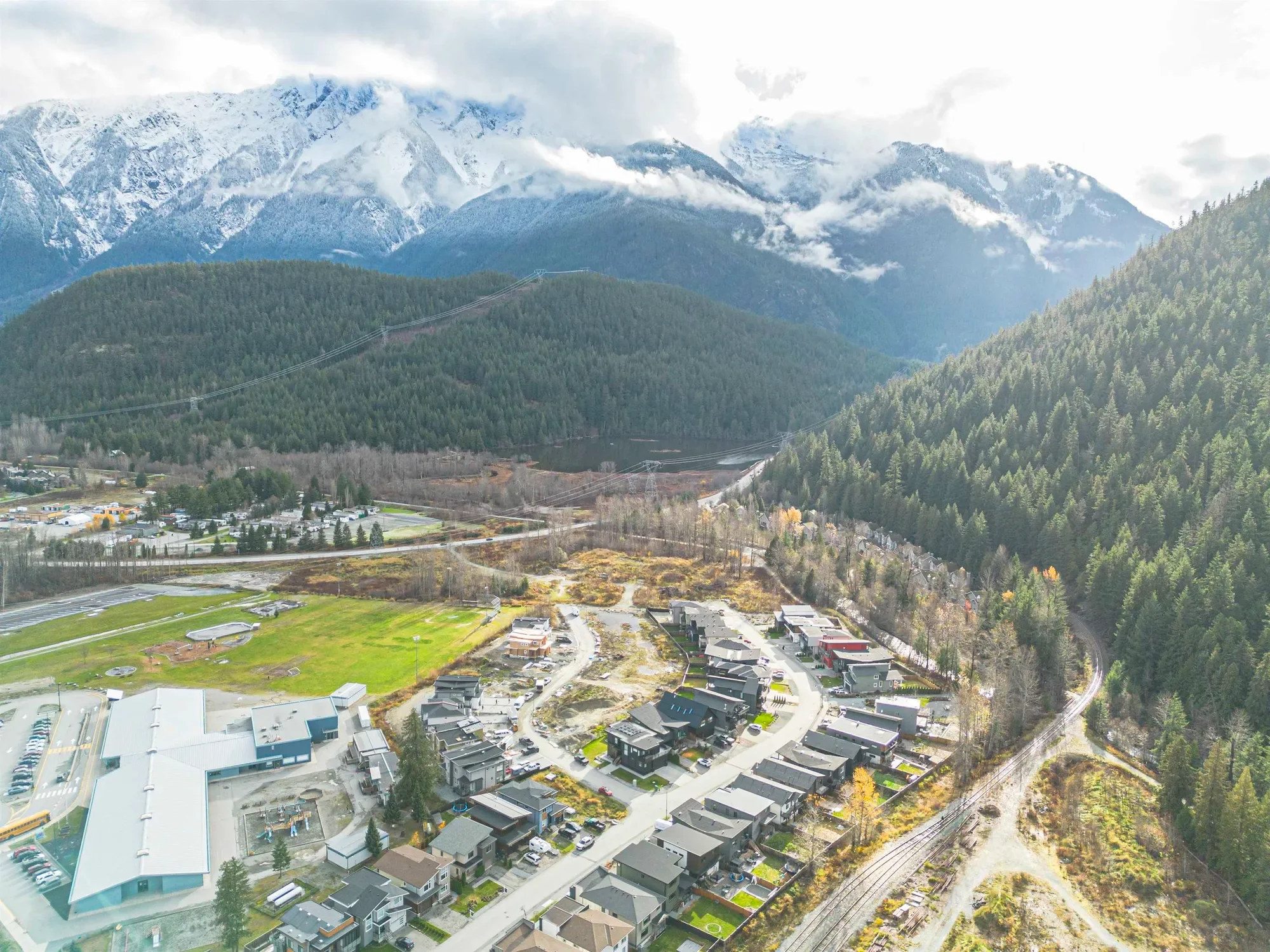 1013 Phare Crescent, Pemberton, British Columbia, Canada. - Photo 19