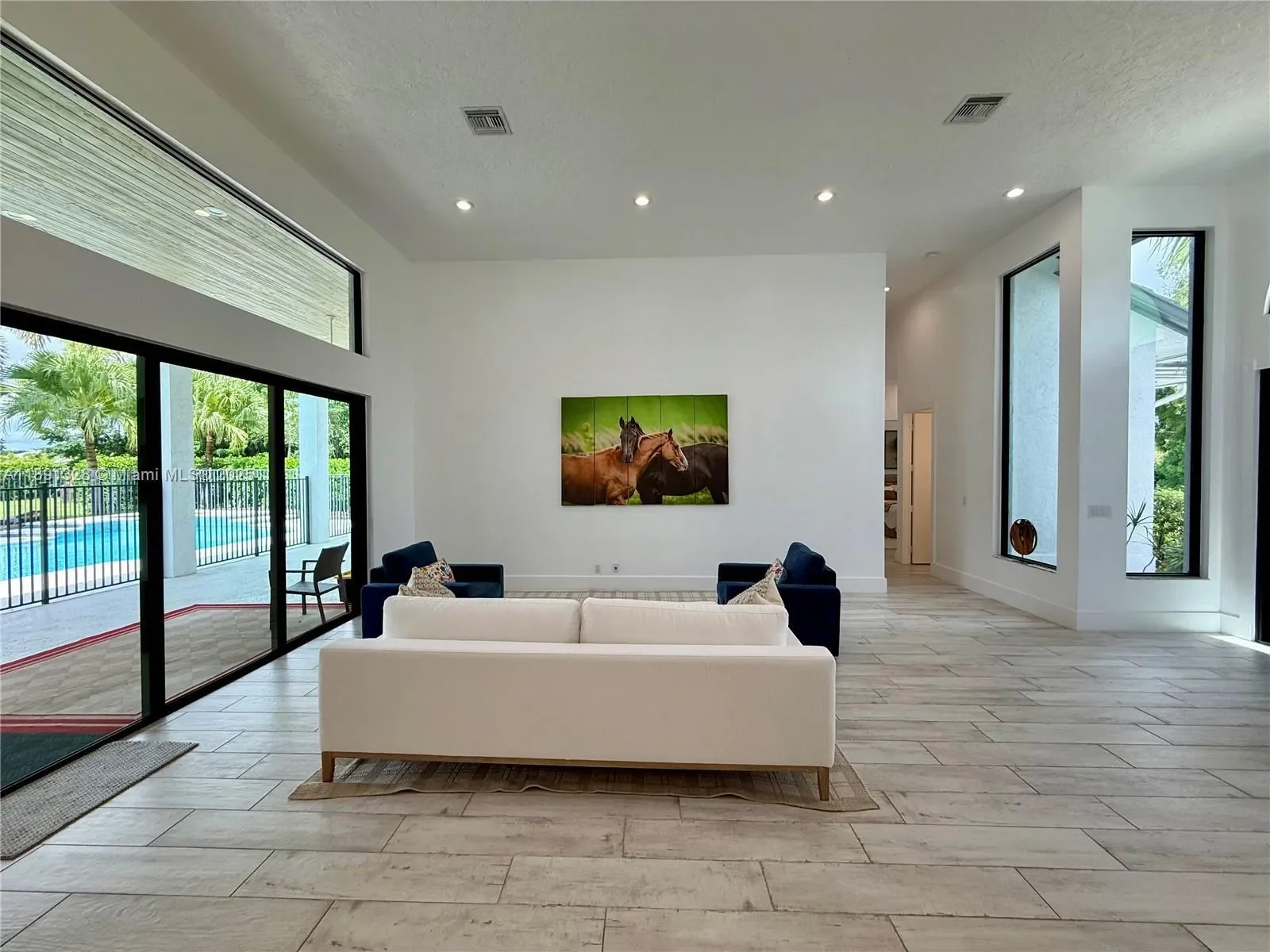 Gallery photo 5