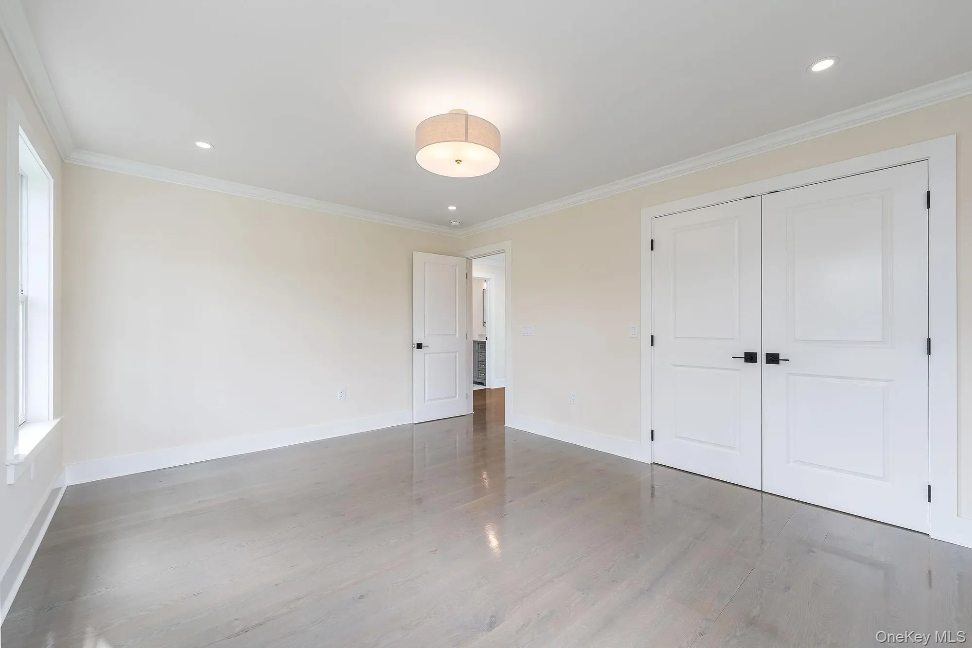 957 Peconic Bay Boulevard, Jamesport, New York, United States. - Photo 26