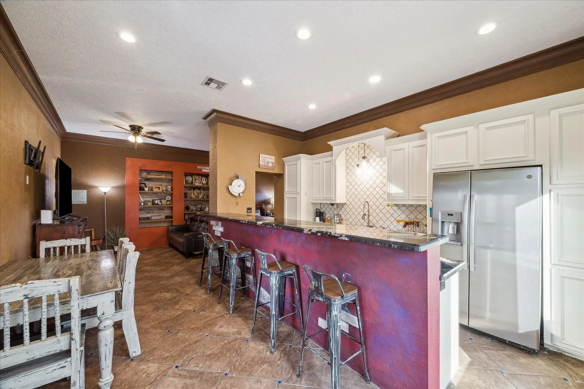 614 Pine Gully Road, Seabrook, Texas, United States. - Photo 16