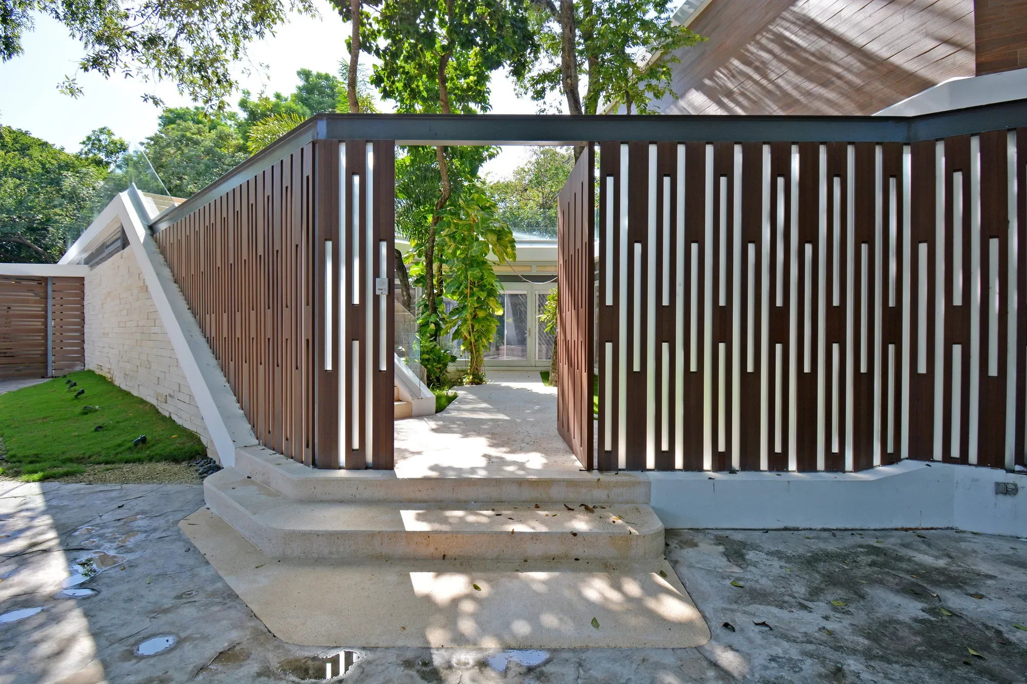 Gallery photo 2