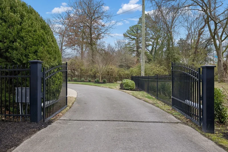 3900 Crestridge Dr, Nashville, Tennessee, United States. - Photo 8