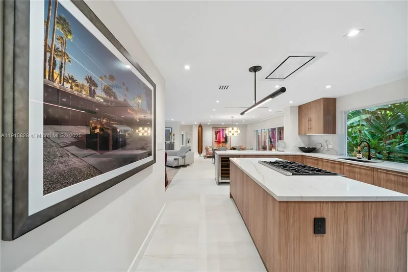 1075 NE 99th St, Miami, Florida, United States. - Photo 25