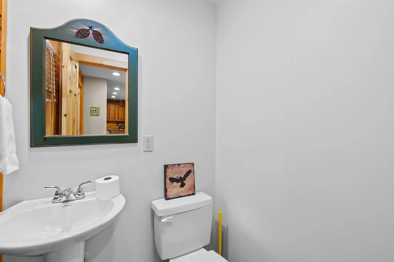 107 Heather Lane, Beech Mountain, NC 28604, Banner Elk, North Carolina, United States. - Photo 34