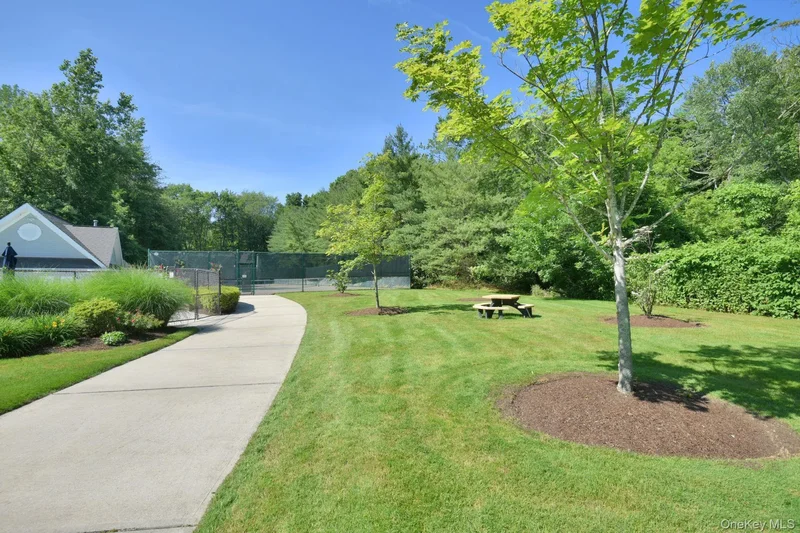39 Club Pointe Drive, White Plains, NY, 10605, USA, White Plains, New York, United States. - Photo 37