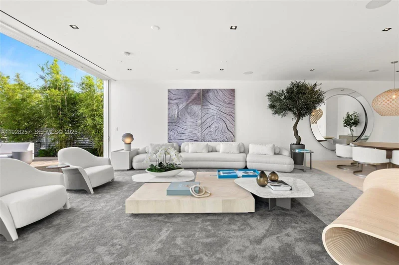 1031 W 48th st, Miami Beach, Florida, United States. - Photo 14