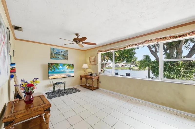 1811 NW 119th Avenue, Pembroke Pines, FL 33026, Pembroke Pines, Florida, United States. - Photo 16