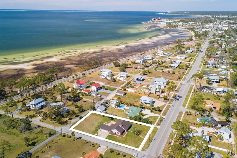 1506 Monument Avenue , Port St. Joe, FL 32456, Port St. Joe, Florida, United States. - Photo 5
