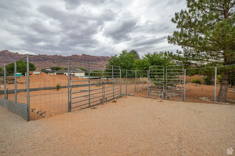 2720 BENCH RD E, Moab, Utah, United States. - Photo 29