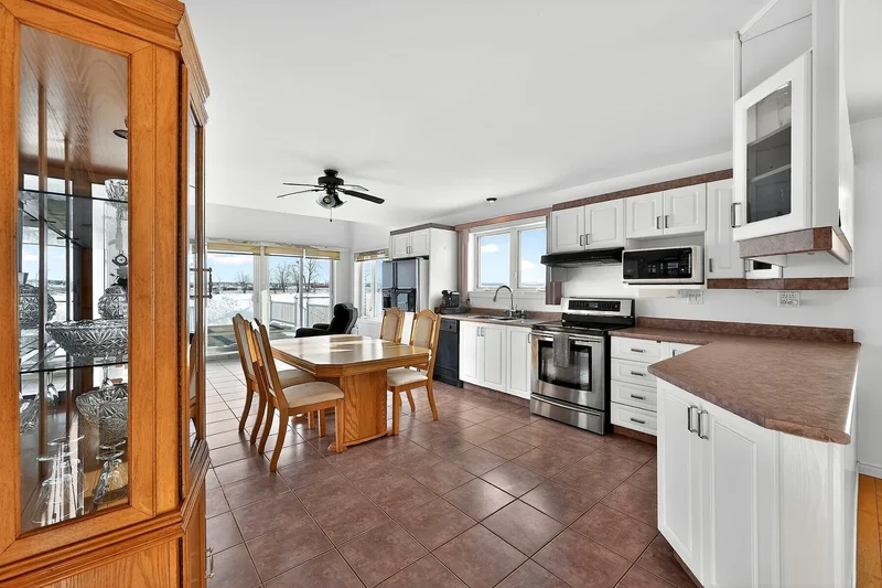 1541 Grande-Côte, Sainte-Geneviève-de-Berthier, QC J0K1A0, Berthierville, Quebec, Canada. - Photo 29