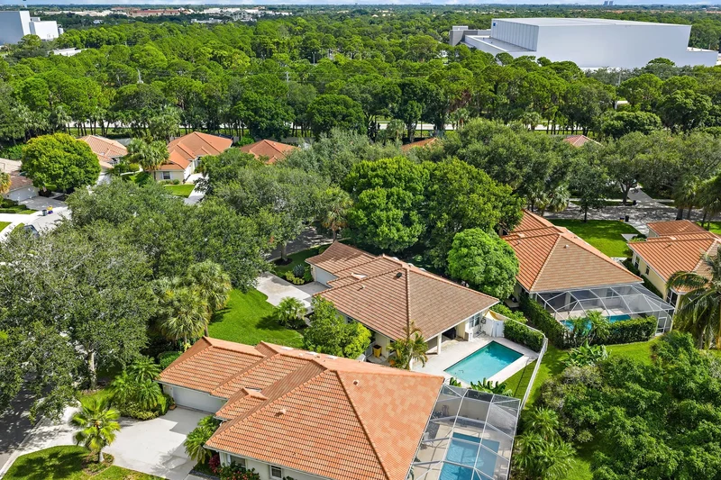 216 E Tall Oaks Circle , Palm Beach Gardens, FL 33410, Palm Beach Gardens, Florida, United States. - Photo 22