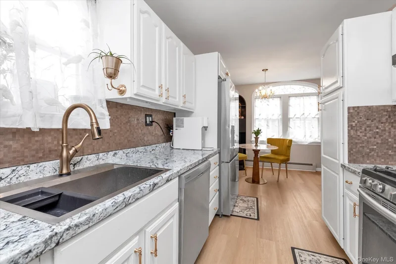 2451 Joseph Court, Bellmore, New York, United States. - Photo 4