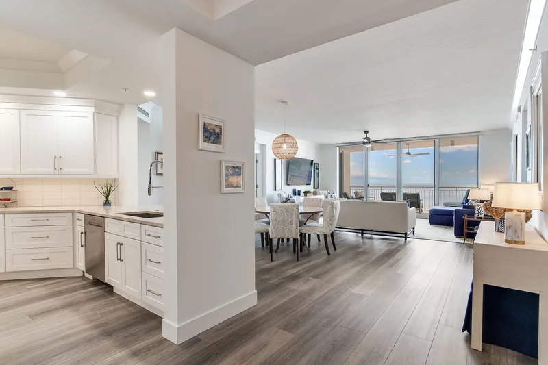 15208 Gulf Boulevard , 408, Madeira Beach, FL 33708, Madeira Beach, Florida, United States. - Photo 2