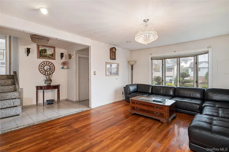 68 Myles Avenue, Levittown, NY 11756, Levittown, New York, United States. - Photo 19