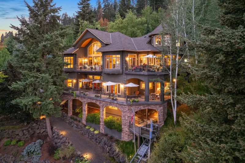 4520 S Threemile Point Rd, Coeur d'Alene, ID 83814, Coeur d'Alene, Idaho, United States. - Photo 64