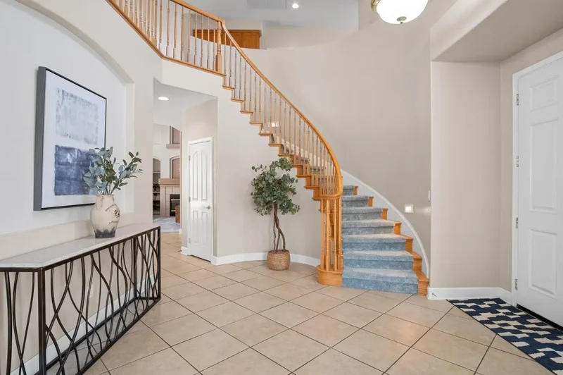 9664 Cypress Garden Lane, Elk Grove, CA 95757, Elk Grove, California, United States. - Photo 20