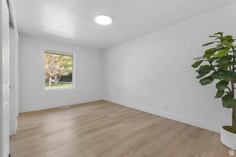 863 W GERMANIA AVE, Murray, Utah, United States. - Photo 14
