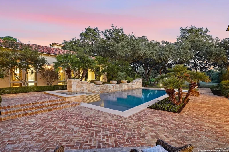 136 S Tower Drive, San Antonio, Texas, United States. - Photo 13