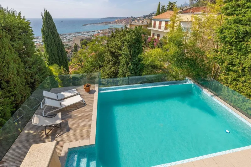 Menton, Provence-Alpes-Côte d'Azur, France. - Photo 11