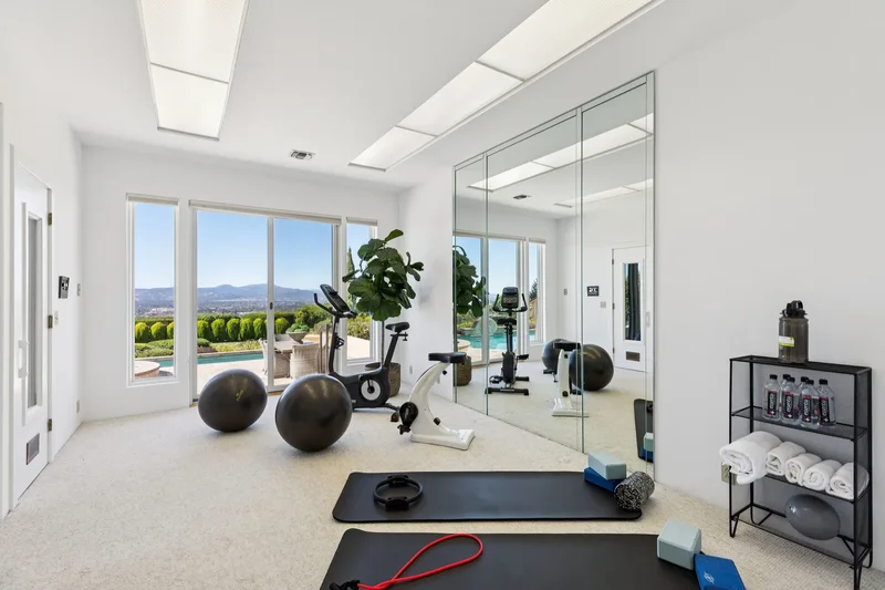215 Kreuzer Lane , Napa, CA 94559, Napa, California, United States. - Photo 36