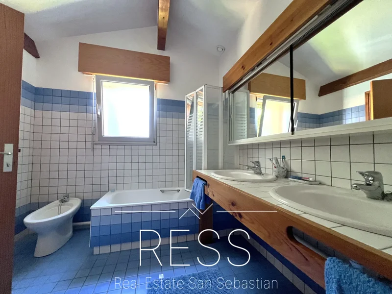 13 Av. de Marhum, 64100 Bayonne, France, Bayonne, Nouvelle-Aquitaine, France. - Photo 29