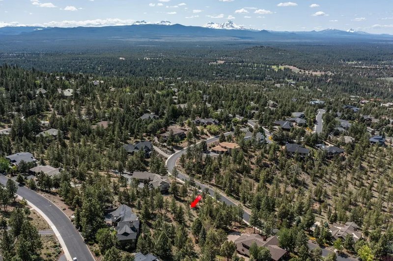 3341 NW Panorama Drive, Bend, Oregon, United States. - Photo 39
